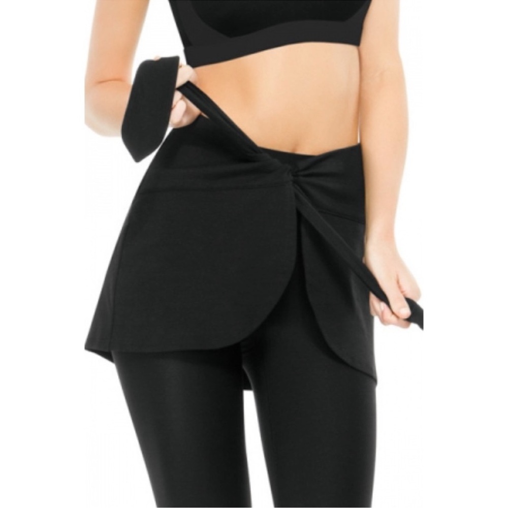 SPANX Wrap & Go Skirt- Black/ Size Large